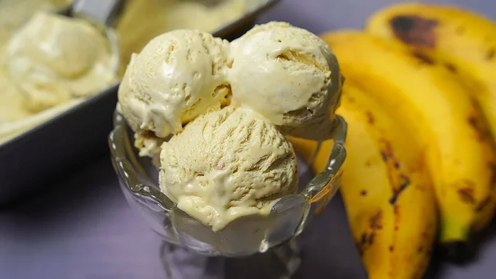 Şekersiz bananly doňdurma