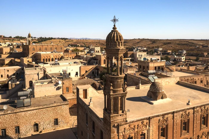 Türkiýäniň ebedi şäheri we sungat merkezi bolan Mardin biennalesi müňlerçe myhmany özüne çekýär