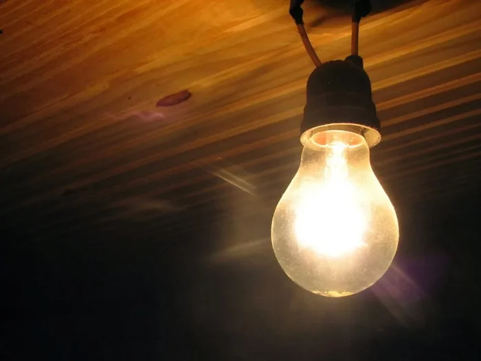 Elektrik energiýasyny nädip tygşytlamaly: hojalykçylar üçin akylly usullar