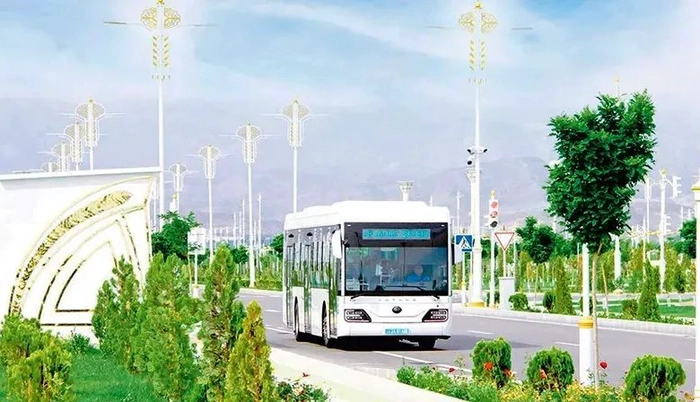 Aşgabatdaky Ýolagçy awtoulag kärhanasy 100-nji hem-de 45-nji awtobus ugurlarynyň üýtgedilýändigini habar berýär