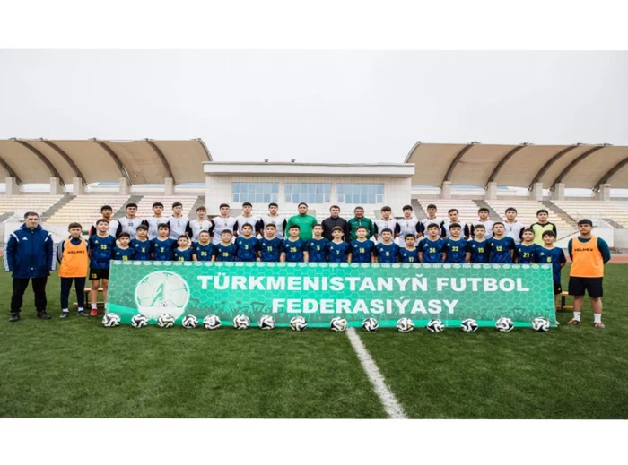 Çagalaryň futbol festiwalynyň marafony Ahal welaýatynda dowam etdi