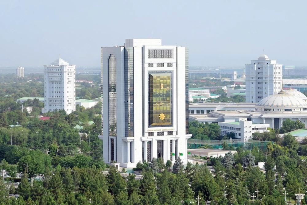 Türkmenistanda öňdebaryjy banklaryň maddy-enjamlaýyn binýady döwrebaplaşdyrylar