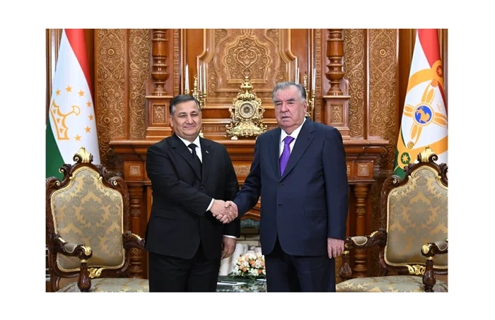 Emomali Rahmon Türkmenistanyň Ministrler Kabinetiniň Başlygynyň orunbasaryny kabul etdi