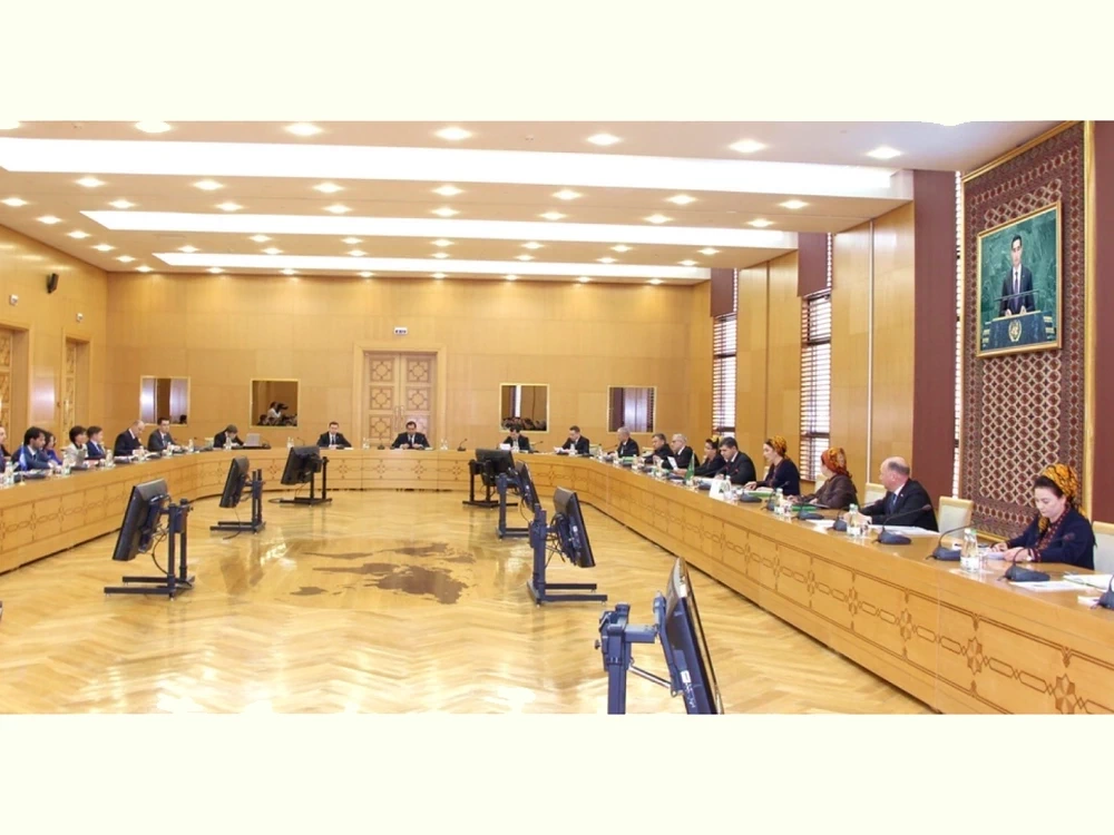 Aşgabatda Türkmenistan bilen Halkara Zähmet Guramasynyň strategiki hyzmatdaşlygy ara alnyp maslahatlaşyldy