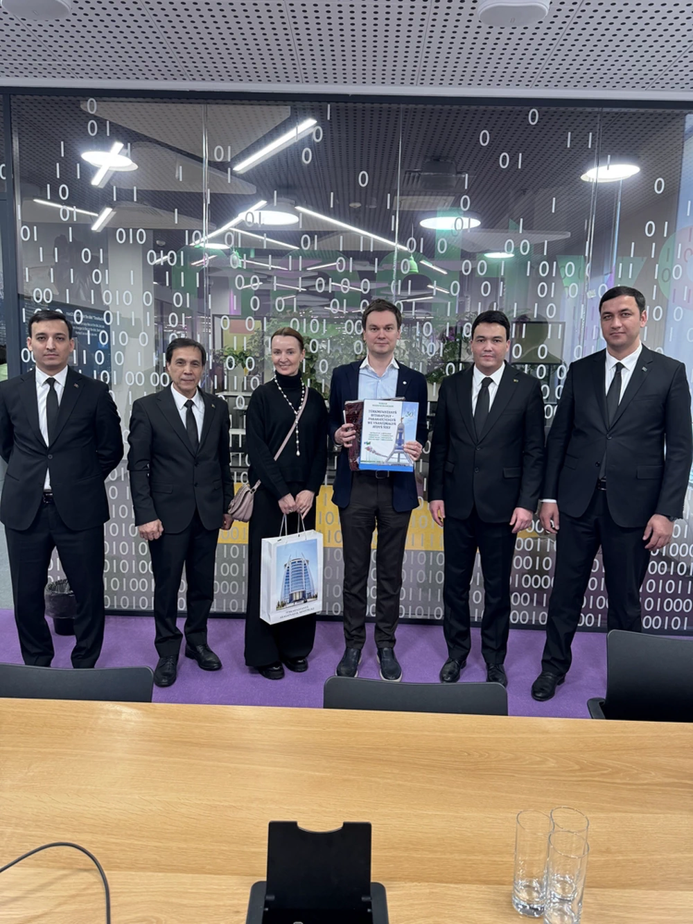 Türkmen wekiliýeti Kazanda «21 mekdebiň» innowasiýalaryny öwrenýär
