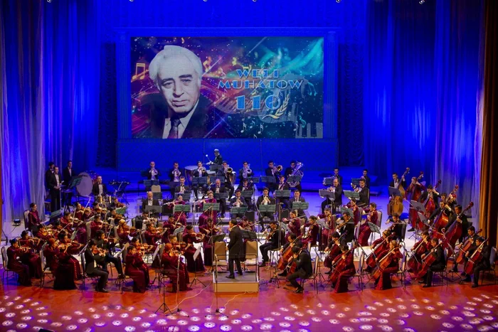 Weli Muhadowyň doglan gününiň 110 ýyllygyna bagyşlanan konsert geçirildi