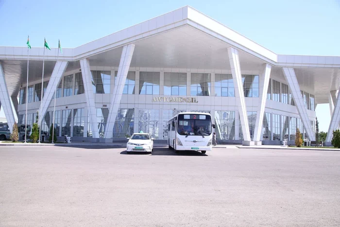 «Maryawtoulag» önümçilik birleşigi ähli derejeli sürüjileri işe çagyrýar