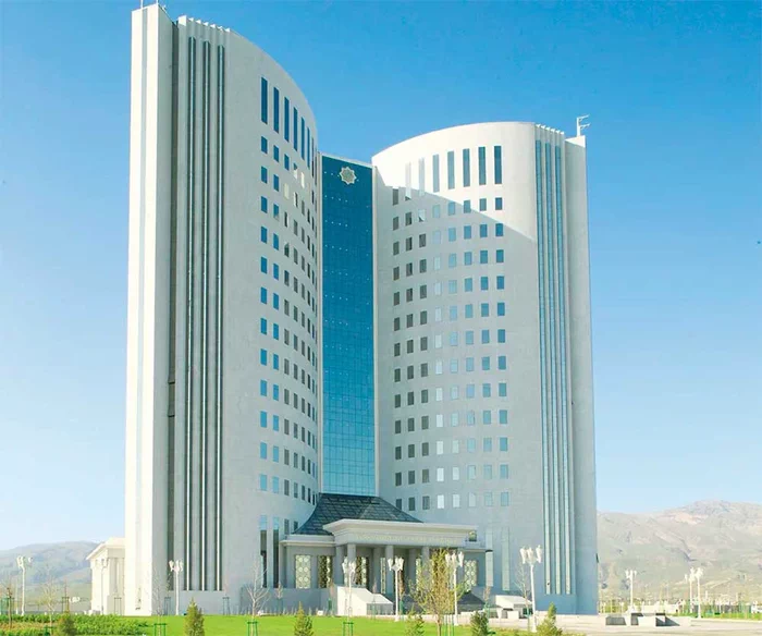 Hytaýda ýokary bilim almak üçin resminamalar kabul edilip başlandy