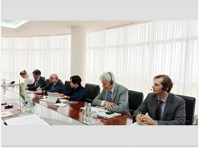 В МИД Туркменистана прошла встреча с представителями Международного валютного фонда