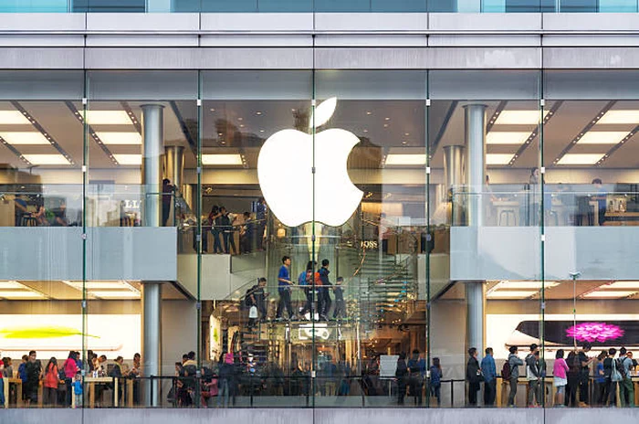 Apple стала самой дорогой компанией мира
