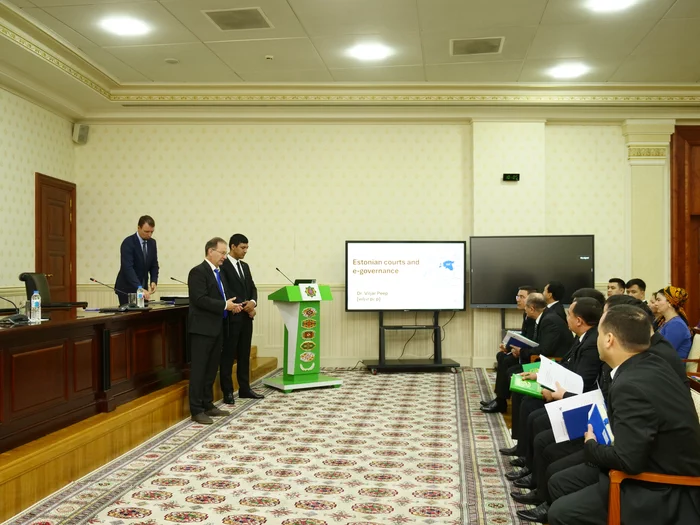 В Туркменистане разработают Дорожную карту цифровизации судебной системы