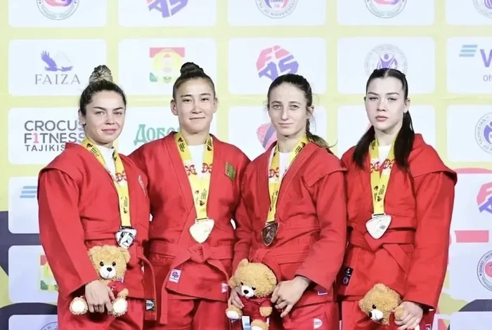 Sambo boýunça Dünýä Kubogy: türkmen pälwanlary 4 medala eýe boldular