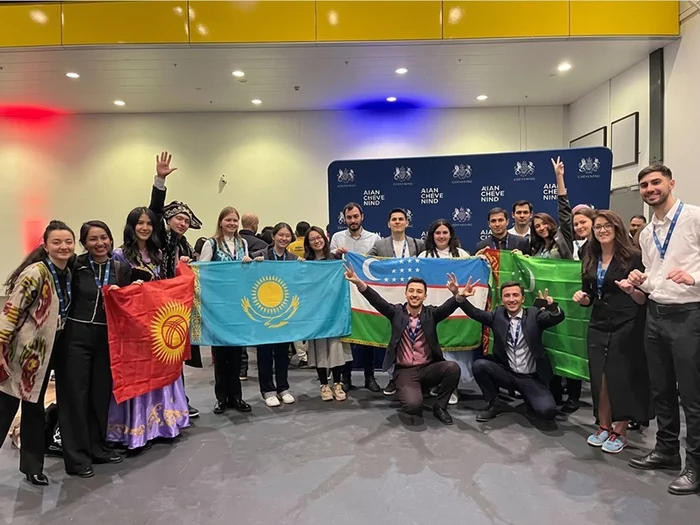 «Chevening» maksatnamasynyň türkmen uçurymlary Merkezi Aziýa ýurtlary üçin täze sebit başlangyjyna ýolbaşçylyk etdiler
