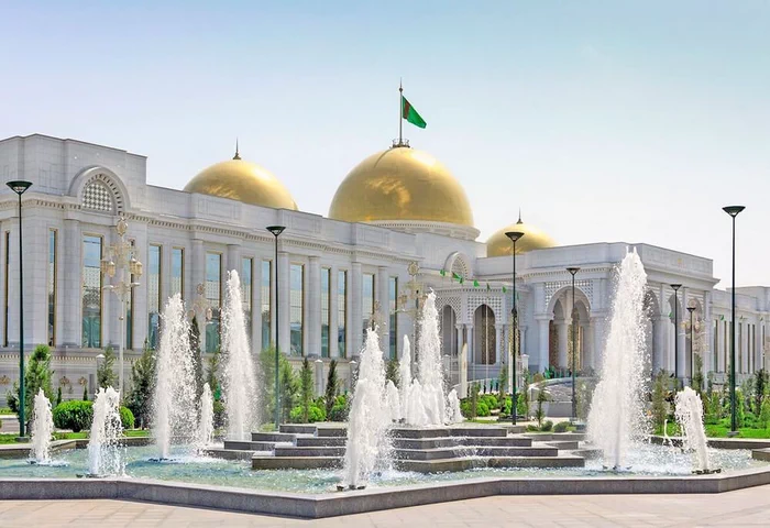 Türkmenistanyň Döwlet migrasiýa gullugynyň degişli düzümleriniň edara binalary we gulluk ýaşaýyş jaýy gurlar