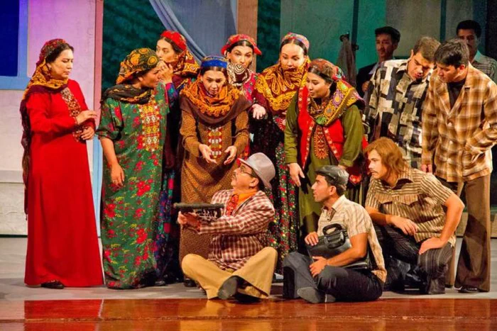 Ýurdumyzyň teatrlarynda: şu gün — 1-nji sentýabrda görkeziljek sahnalar