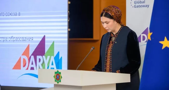 Aşgabatda Hazarüsti ulag geçelgesi üçin hünärmenler kuwwatyny ösdürmek ara alnyp maslahatlaşyldy